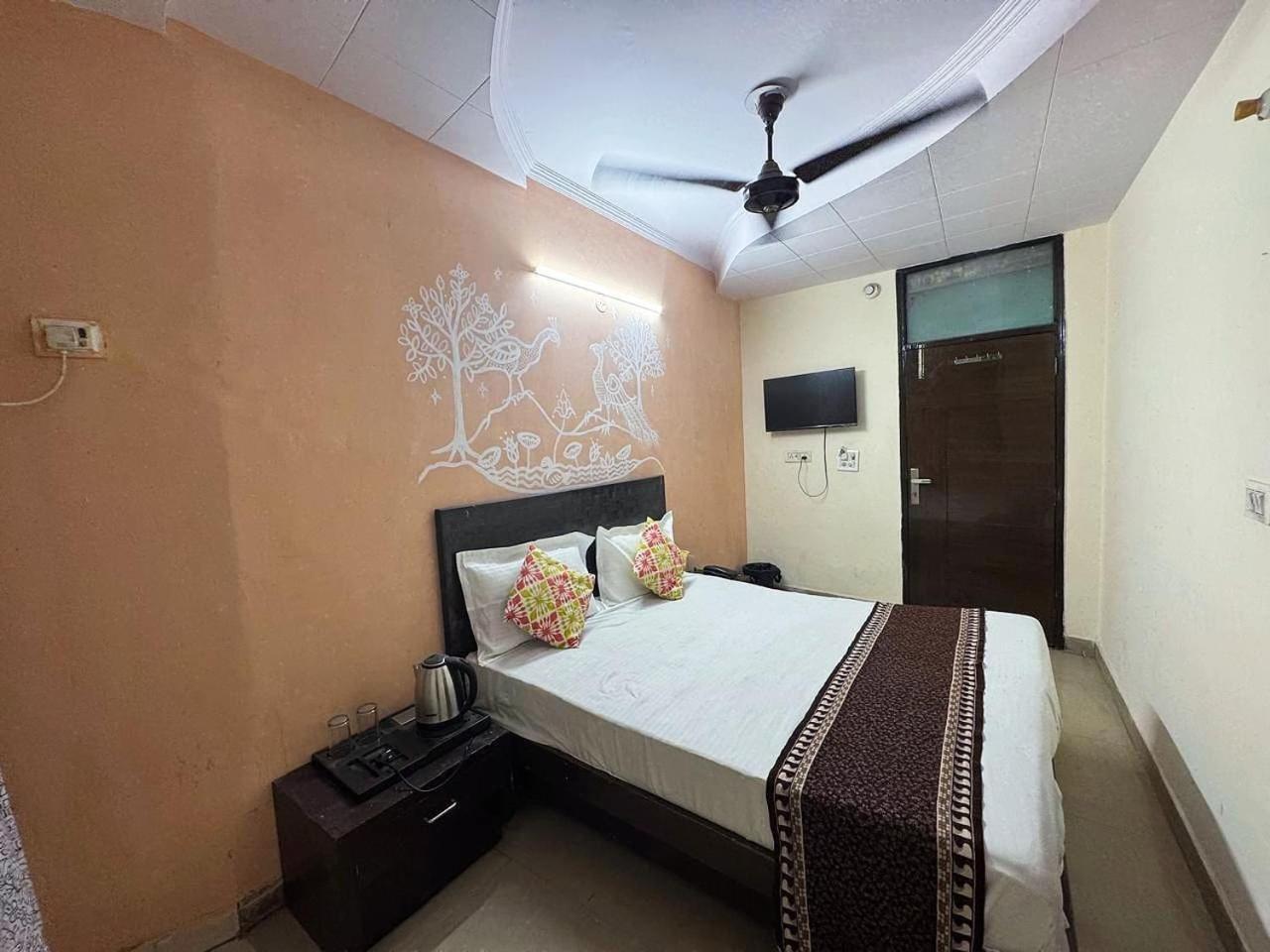 Hotel Darpan Palace New Delhi Buitenkant foto